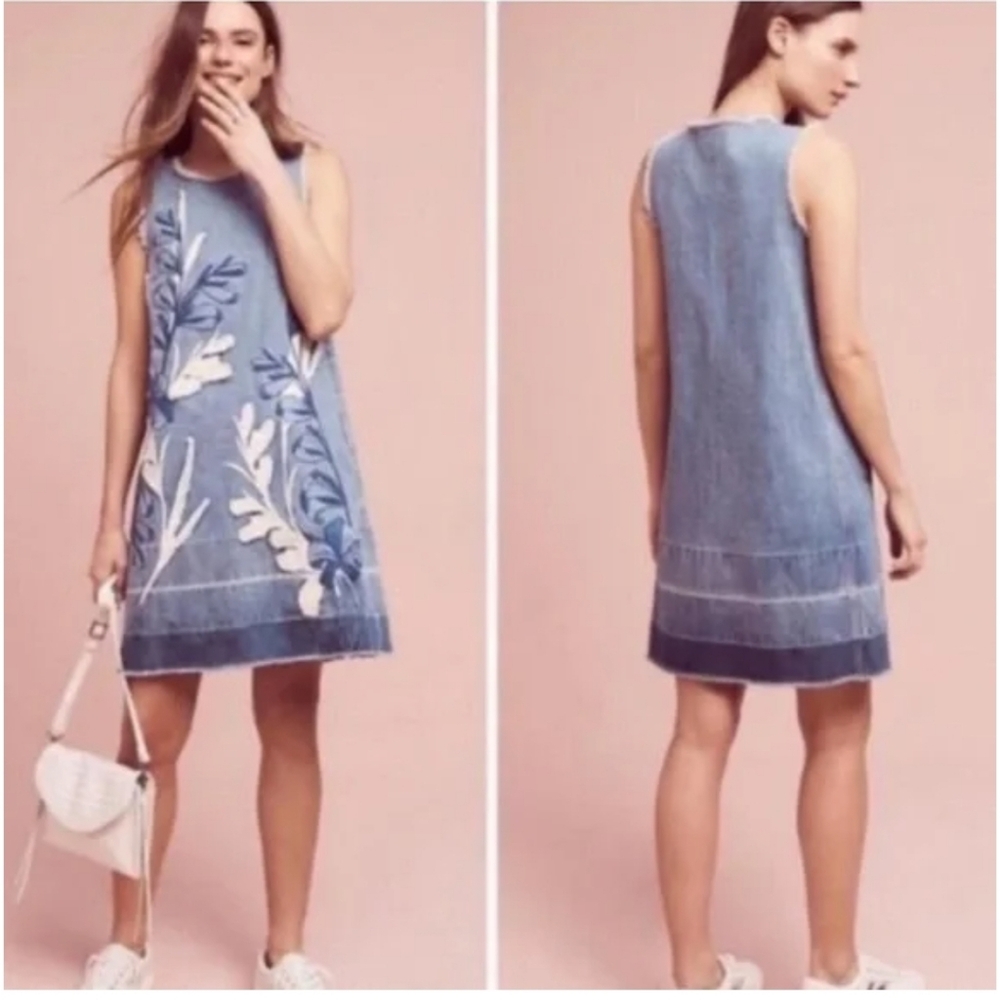 HOLDING HORSES Blue Denim Shift Dress with White & Navy Floral Appliqué